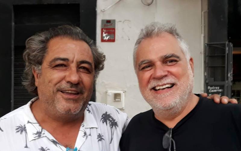 El polifacético autor Javier Fito junto al director de cine Benito Zambrano