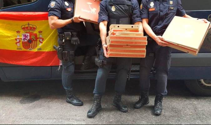 Pizzas como agradecimiento por la intervención en Cataluña