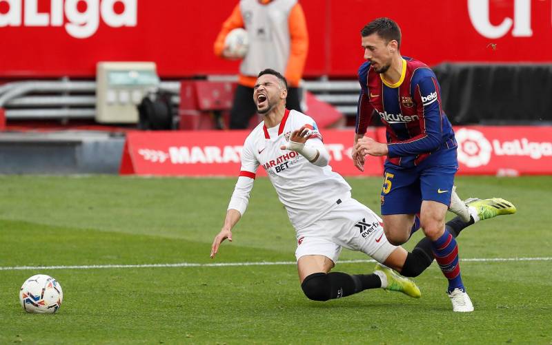 Messi y Dembélé frenan al Sevilla