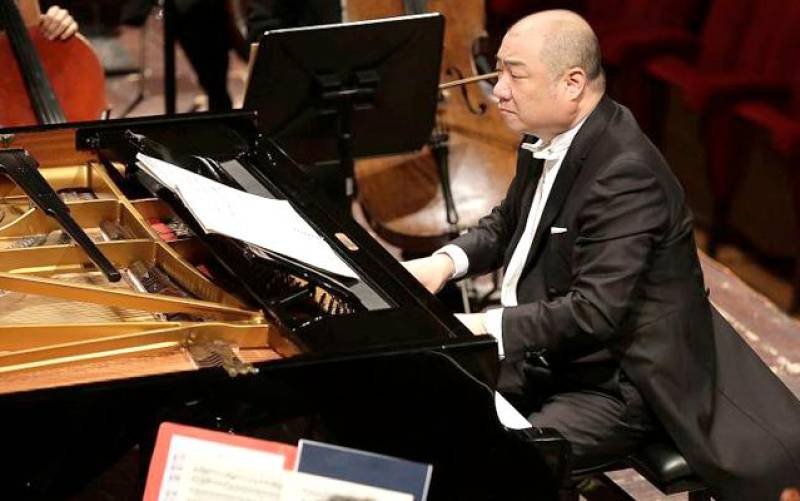 Un pianista de resonancia mundial con la ROSS: Xu Zhong