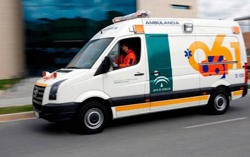 Ambulancia del 061. / El Correo