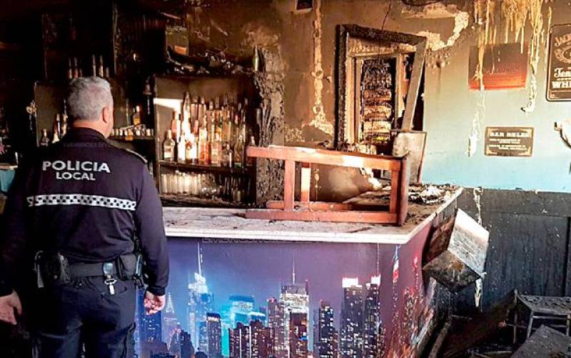 Incendio en un bar de la calle Betis sin personas afectadas