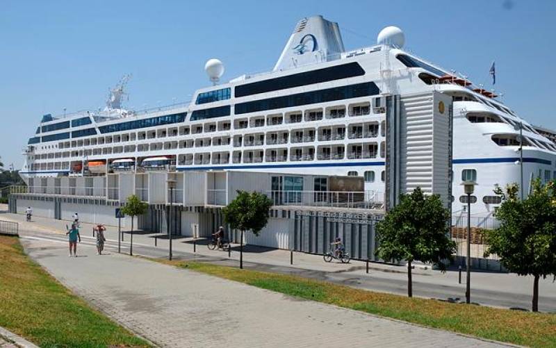 Sevilla recupera su turismo de cruceros