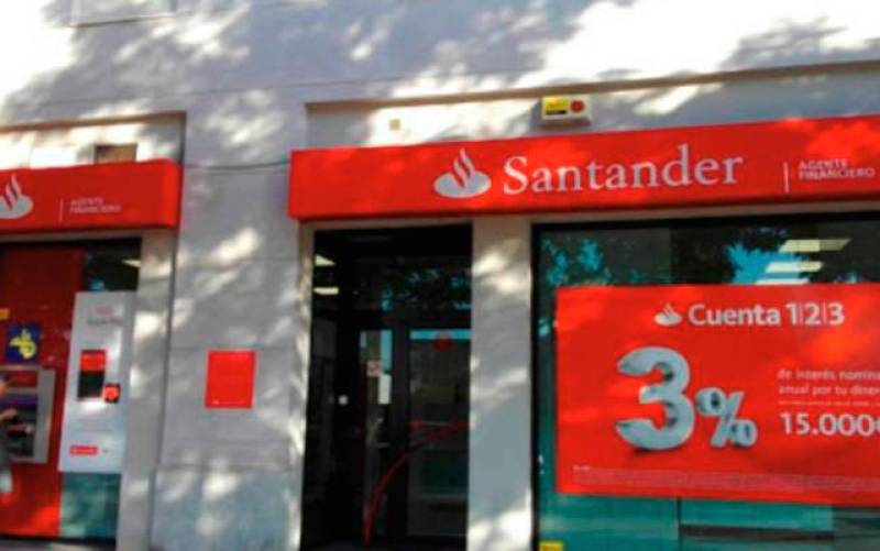 Santander acuerda un ERE para 3.223 personas