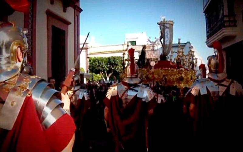 La Semana Santa de Alcalá del Río como nunca antes se ha contado