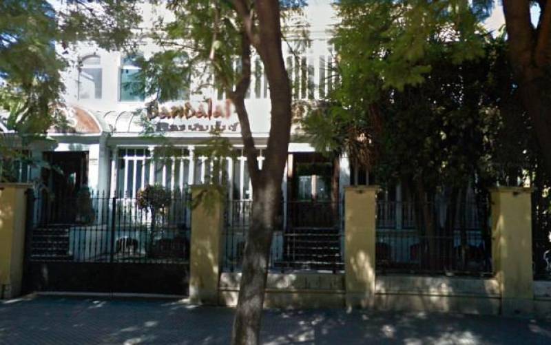 Edificio donde se ubicaba la discoteca Bandalai. / Google Maps