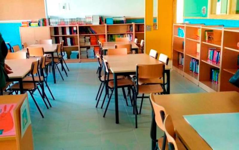 Colegios abiertos y aulas vacías en La Línea de la Concepción