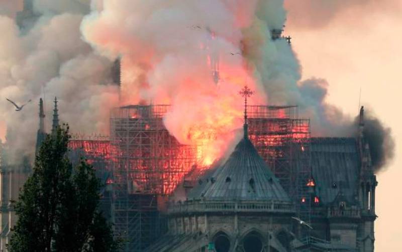 El incendio de Notre Dame inspira una serie al estilo ‘Chernobyl’
