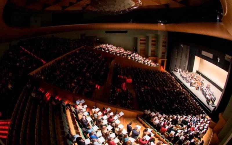 El Teatro de la Maestranza, en un concierto de la Sinfónica de Sevilla. / Guillermo Mendo