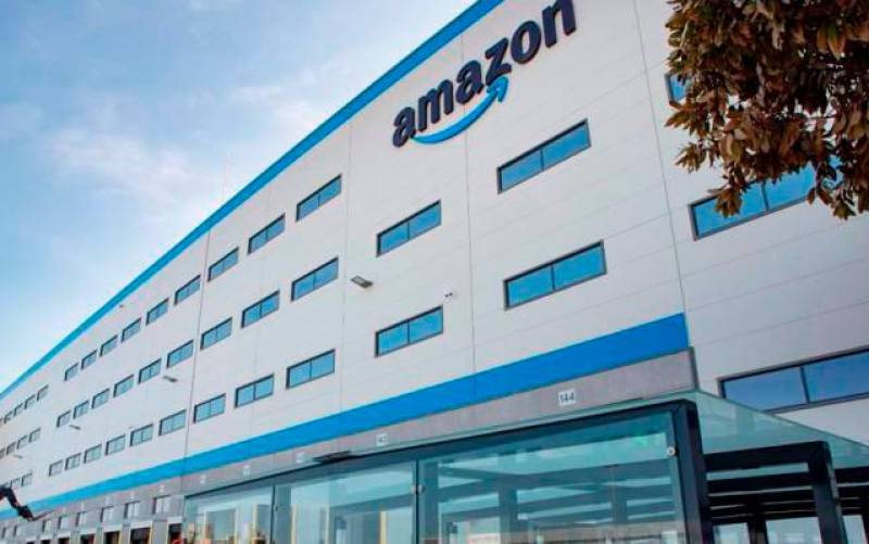 Amazon estudia abrir tiendas físicas 