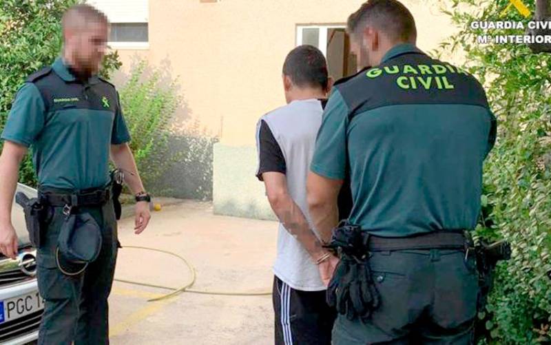 Imagen de archivo de una detención. / Guardia Civil