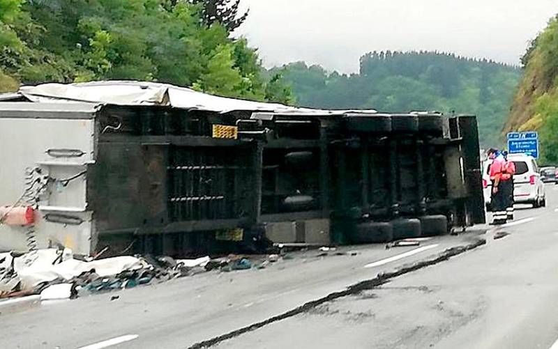 Imagen de archivo del accidente de un camión.