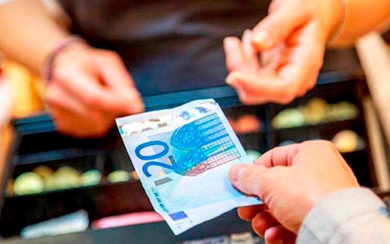 Entra en vigor el decreto que garantiza el derecho a pagar en efectivo