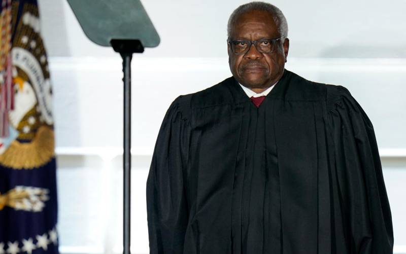 El juez conservador del Tribunal Supremo de EE.UU.Clarence Thomas, en una fotografía de archivo. EFE/Chris Kleponis