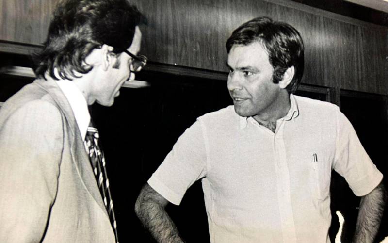 Felipe González y Alfonso Guerra hablan sobre la Junta Preparatoria de las Cortes en 1977. / EFE