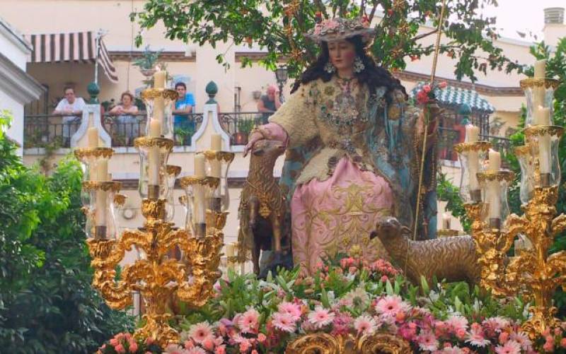 Este domingo sale la primera procesión de Sevilla con paso y música