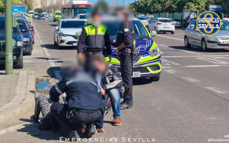 Una mujer herida tras ser atropellada en Sevilla capital