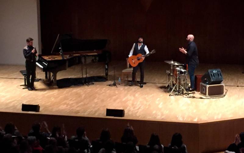 Un momento del concierto que ofrecieron Marco Mezquida, Juan Gómez ‘Chicuelo’ y Paco de Mode en el Auditorio Nacional de Música de Madrid. / El Correo