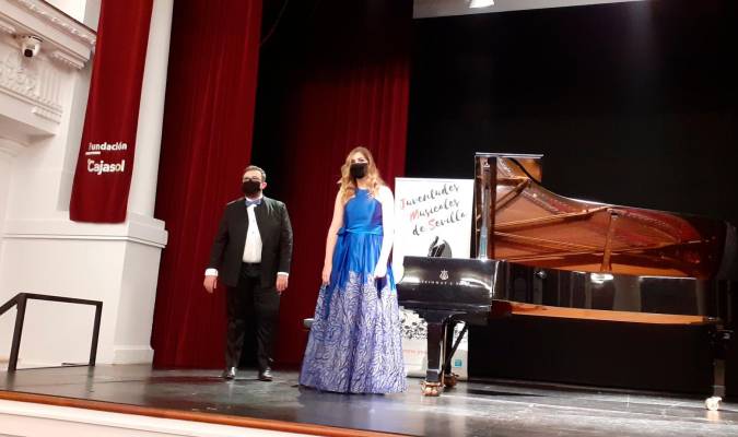 Iberian &amp; Klavier Piano Duo, con gracia y ritmo