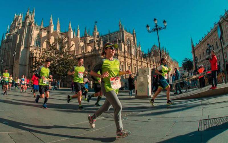 El Medio Maratón de Sevilla cumple 25 años con récord de participación