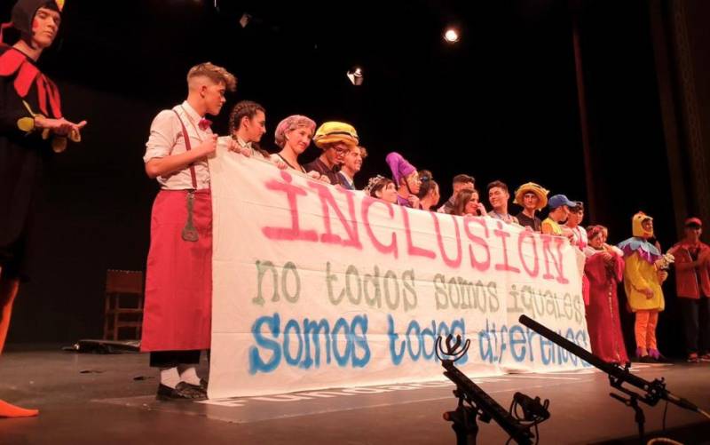 El cuarteto juvenil de Guillena ‘Blanquita I y los Caballeros de la Mesa Semicircular: The Comedy’ consigue el tercer premio en Cádiz