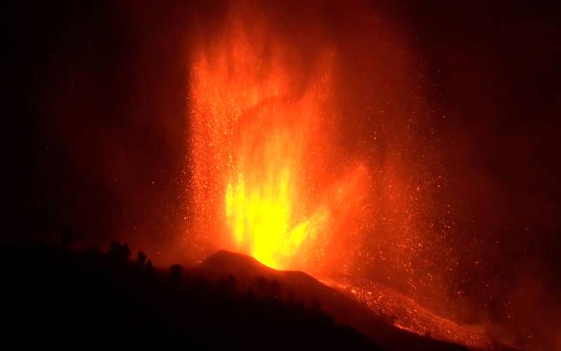 La erupción volcánica de la isla de La Palma afecta a 8 viviendas