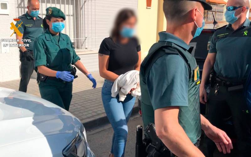 Tres detenidos en Gelves por tráfico de drogas y tenencia de armas