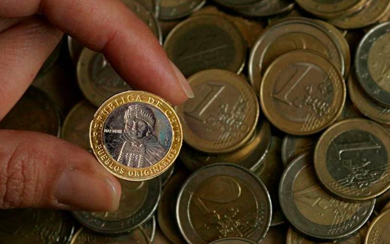 Aviso de la Policía Nacional por engaños en el cambio con monedas