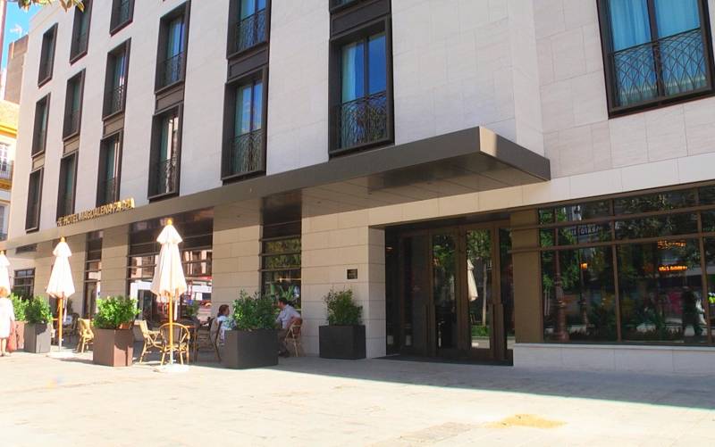 Radisson Hotel Group inaugura oficialmente en Sevilla su primer hotel 