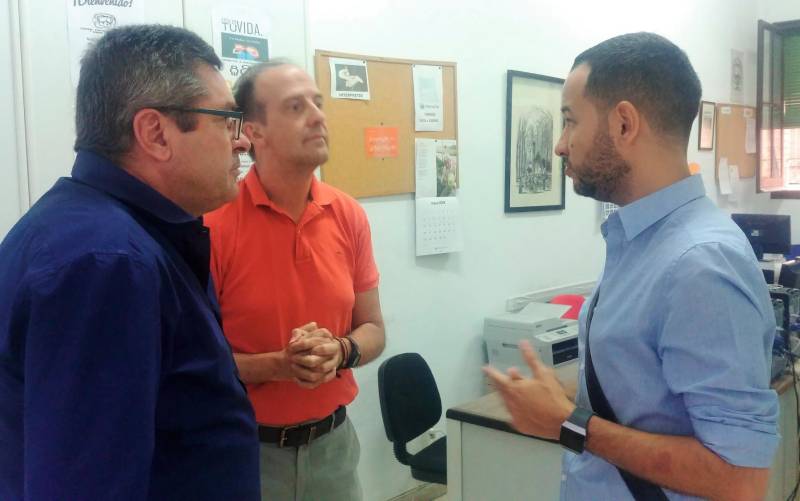 Adelante Sevilla demanda más apoyo municipal a las personas sordas