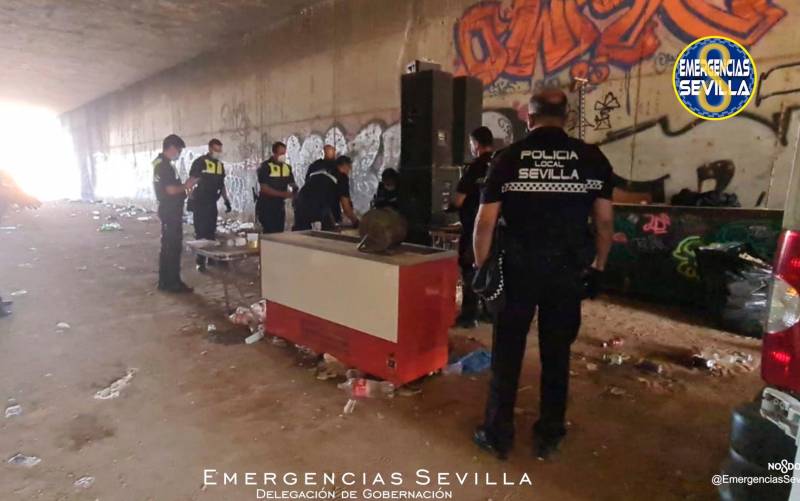 Disuelta una fiesta rave en Sevilla con 150 jóvenes