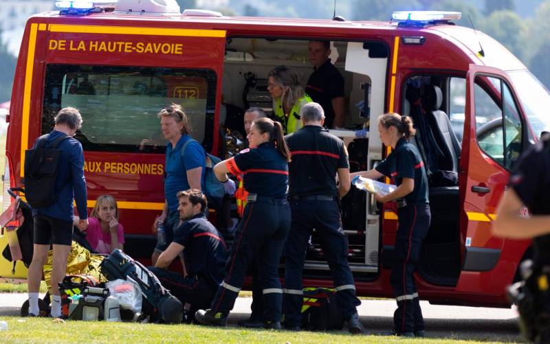 Seis heridos, cinco de ellos muy graves, en un ataque contra niños que conmociona Francia