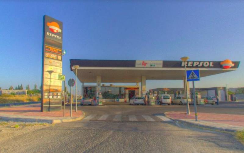 Buscan al atracador de una gasolinera en Mairena del Aljarafe