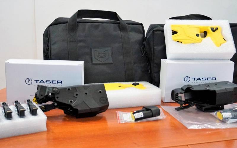 La Policía de Castilleja incorpora a su armería pistolas Taser