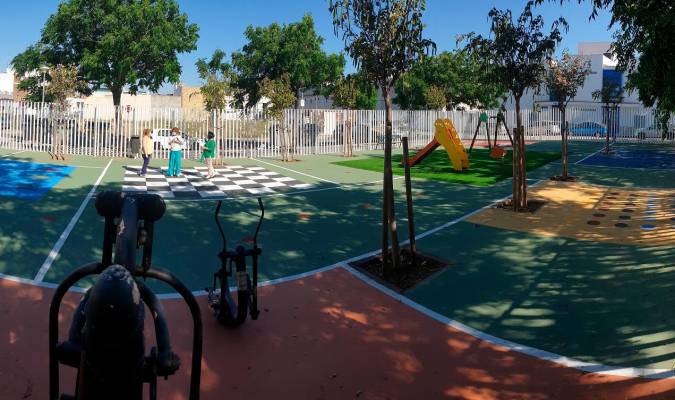 La Plaza Currito el Practicante de Torreblanca es ahora una zona infantil y deportiva