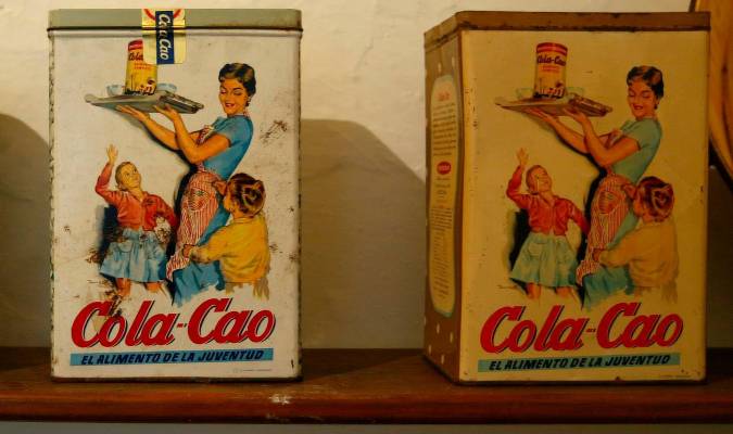 Imagen de una de las primeras latas de Cola Cao. / Paco Cazalla