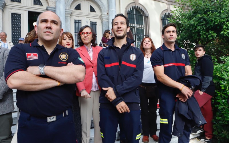 Apoyo masivo a los bomberos sevillanos juzgados en Lesbos