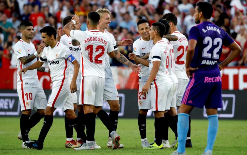El Sevilla, lanzado al liderato de La Liga