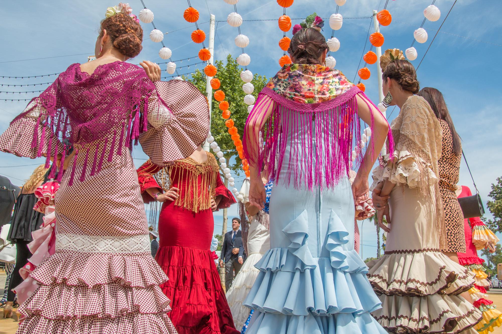 Así funciona el alquiler de trajes de flamenca - Bulevar Sur